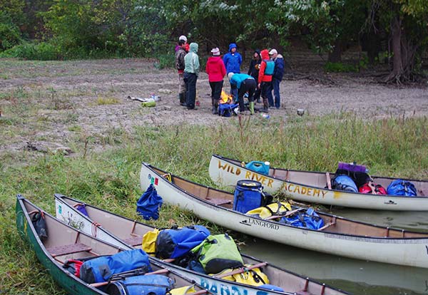 On-a-trip-from-Itasca-to-New-Orleans,-the-Wild-River-Academy,-like-many-travelers,-stops-by-Burlington-for-some-Leopold-inspiration-(2).jpg